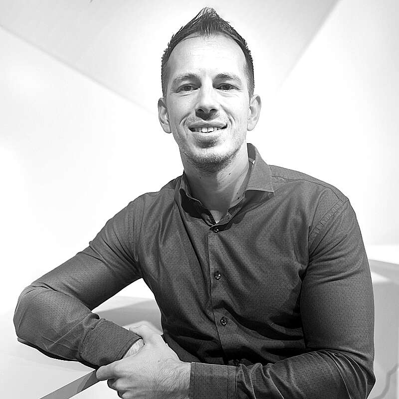 Aron Van Selm